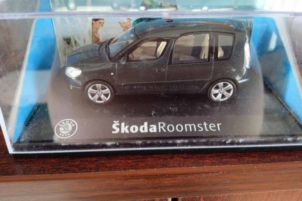 Skoda Roomster "Abrex" kisauto modell 1/43 Elad