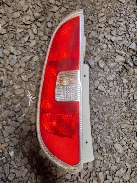 Skoda Roomster bal h�ts� l�mpa