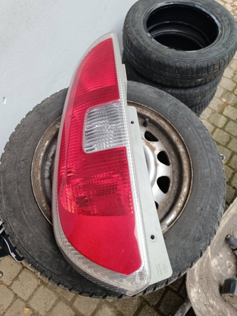 Skoda Roomster hátsó lámpa