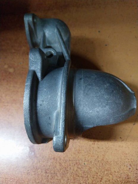 Skoda S120,105,130 �nind�t� els� Pajzs