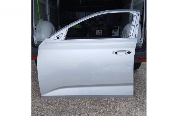 Skoda Scala 2023 bal els� ajt� 657831311