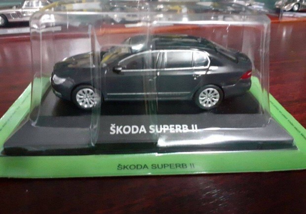 Skoda Super B II kisauto modell 1/43 Elad