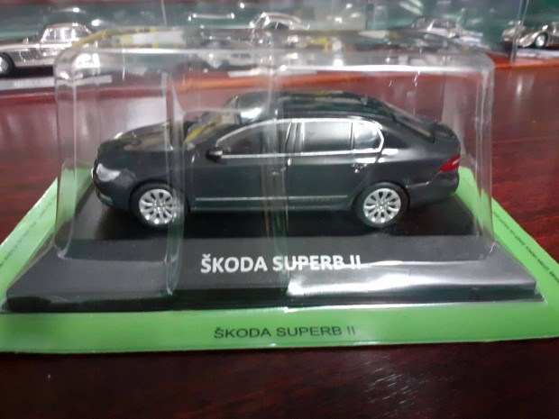 Skoda Super B II kisauto modell 1/43 Elad