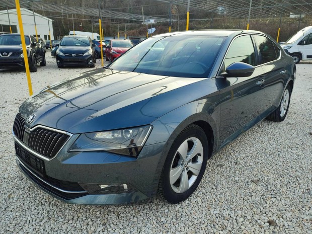 Skoda Superb 1.6 TDI Ambition DSG Automata Bixe...