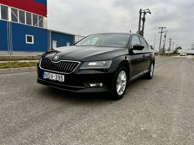 Skoda Superb 1.8 TSI Style Vonhorog!