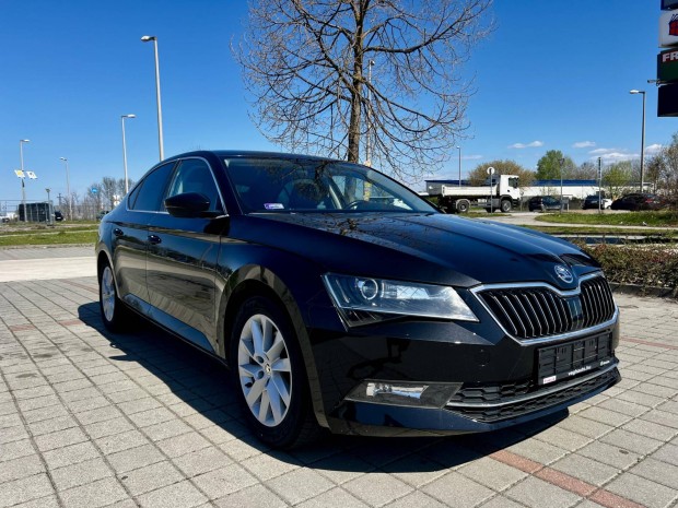 Skoda Superb 1.8 TSI Style Vonóhorog!