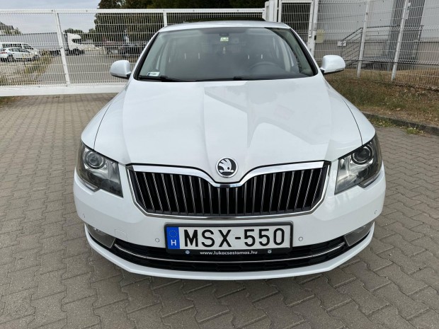 Skoda Superb 2.0 CR TDI Active DSG 4x4