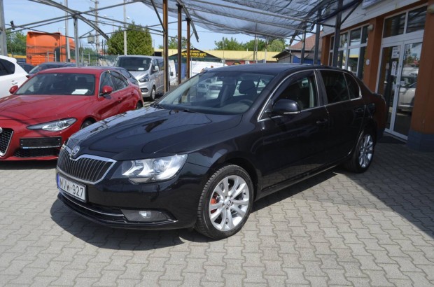 Skoda Superb 2.0 CR TDi Ambition Magyarországi...