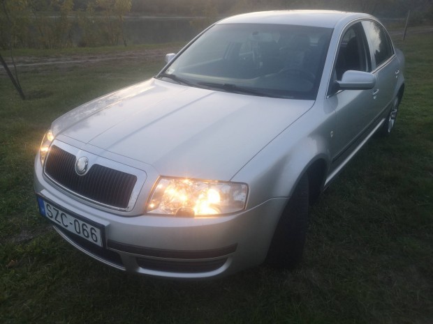 Skoda Superb 2.0 PD tdi 