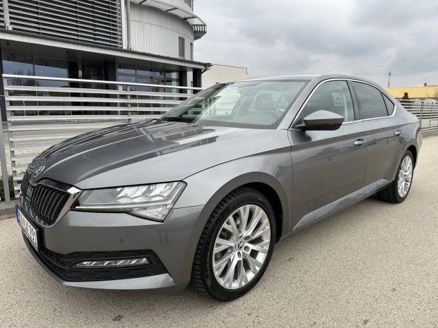 Skoda Superb 2.0 TDI SCR Ambition DSG Garanci�l...
