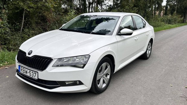 Skoda Superb 2.0 TDI SCR Ambition Vezrls cser...