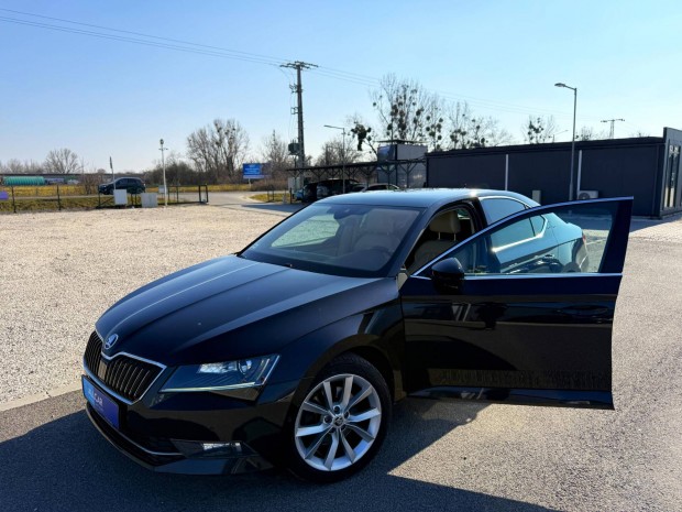 Skoda Superb 2.0 TDI SCR Style