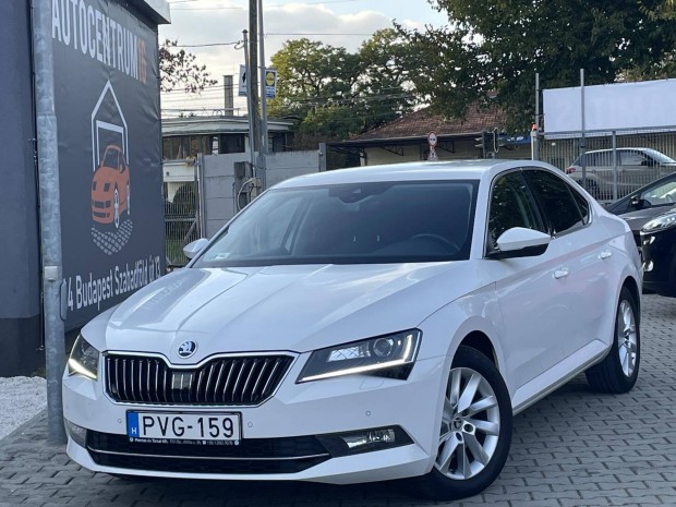 Skoda Superb 2.0 TDI SCR Style 4x4 DSG