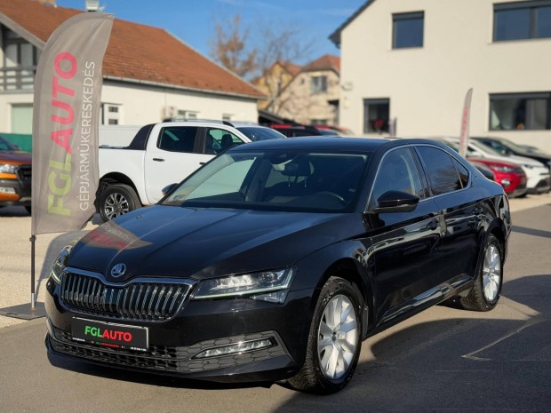 Skoda Superb 2.0 TDI SCR Style 4x4 DSG