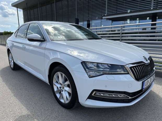 Skoda Superb 2.0 TDI SCR Style DSG Garancilis-...