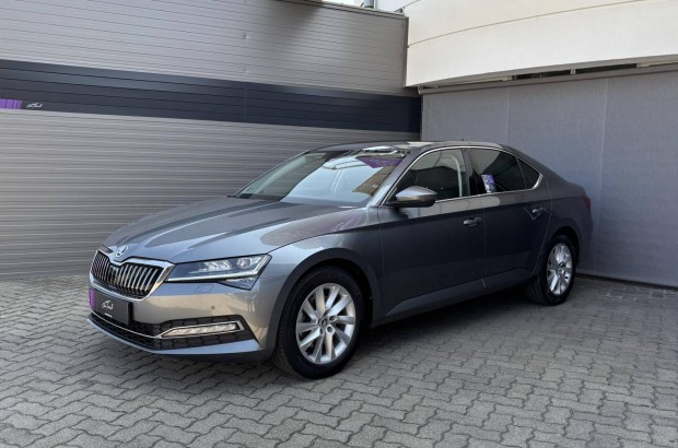 Skoda Superb 2.0 TDI SCR Style DSG Garanciával!