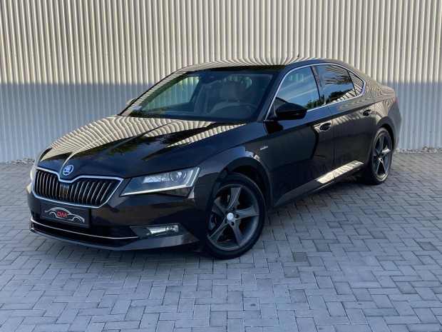 Skoda Superb 2.0 TSI L&K DSG Navi.PDC.LED.Xenon...