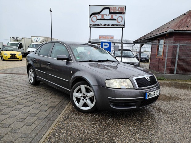 Skoda Superb 2.5 V6 TDI Elegance Tiptronic ic D...