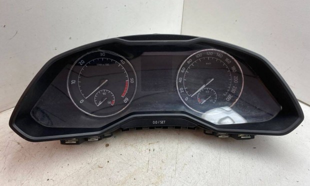 Skoda Superb B8 Kilométeróra 3V0920751
