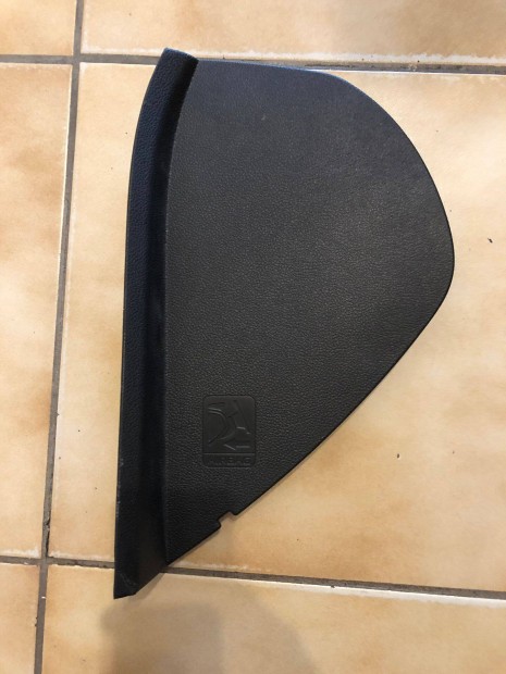 Skoda Superb Biztos�t�kt�bla Takar�