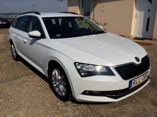 Skoda Superb Combi 1.5 TSI ACT Style Mo-i + Sr...