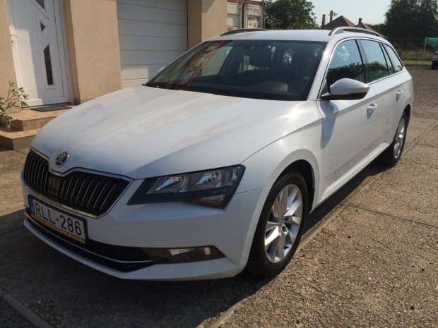 Skoda Superb Combi 1.5 TSI ACT Style Mo-i + Sr...