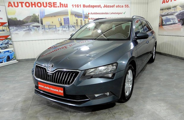 Skoda Superb Combi 1.6 TDI SCR Style DSG Front...