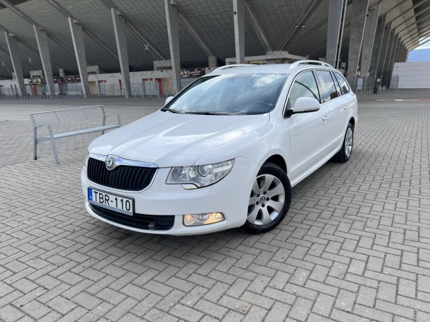 Skoda Superb Combi 2.0 CR TDI Active Szép Állap...