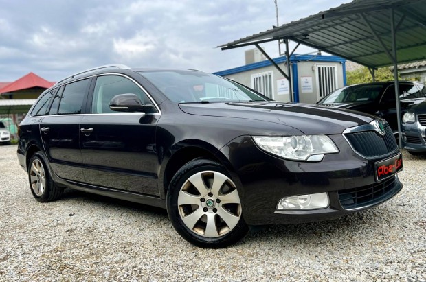 Skoda Superb Combi 2.0 CR TDI Ambition Sttbar...