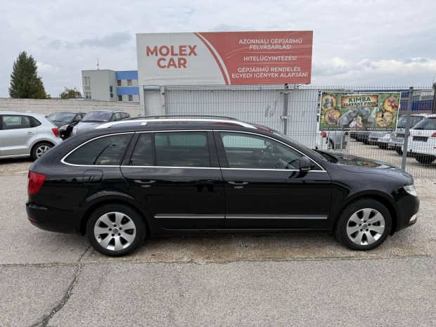 Skoda Superb Combi 2.0 CR TDI Elegance 4x4 Ülés...