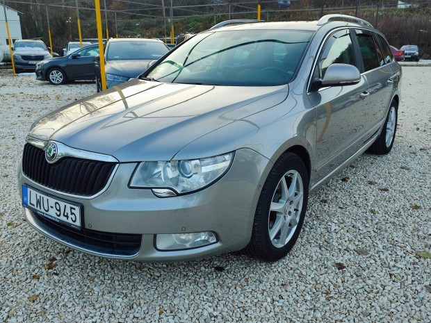 Skoda Superb Combi 2.0 CR TDI Elegance DSG Magy...