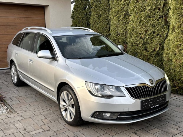 Skoda Superb Combi 2.0 CR TDI Elegance Navi Rad...