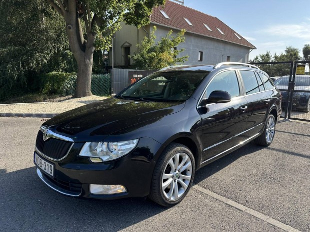 Skoda Superb Combi 2.0 CR TDI Elegance Panorma...