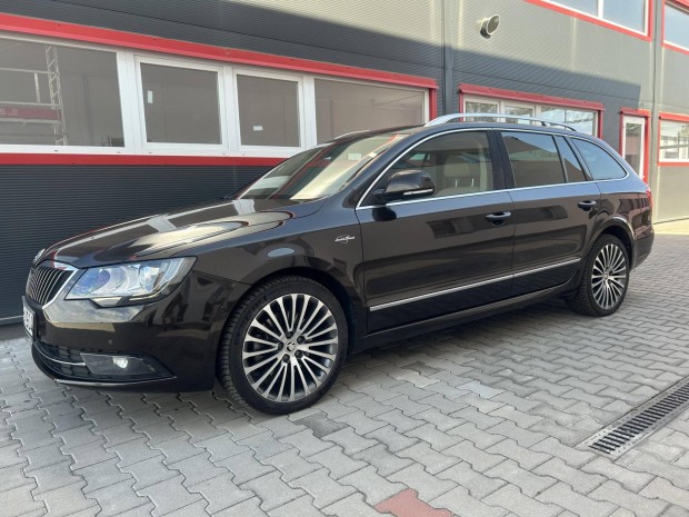 Skoda Superb Combi 2.0 CR TDI L&K 4x4 DSG Magya...