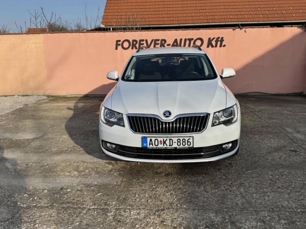 Skoda Superb Combi 2.0 CR TDi Active Bi-Xenon!G...