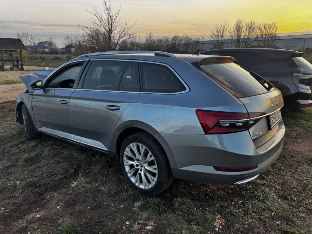 Skoda Superb Combi 2.0 TDI SCR L&K DSG