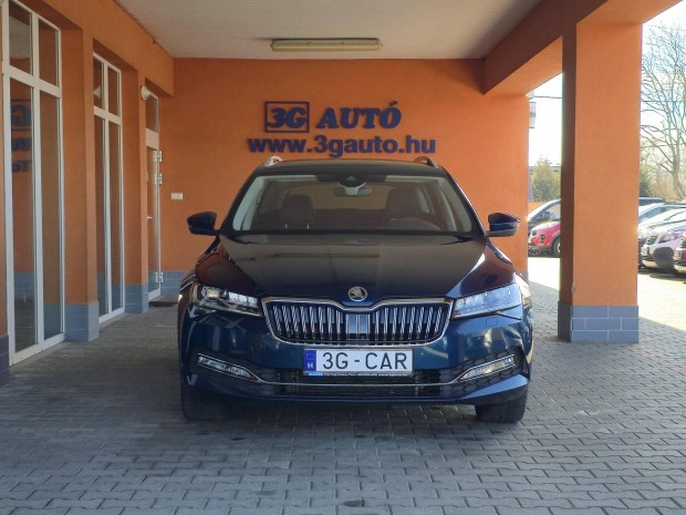 Skoda Superb Combi 2.0 TDI SCR Style 4x4 DSG !...