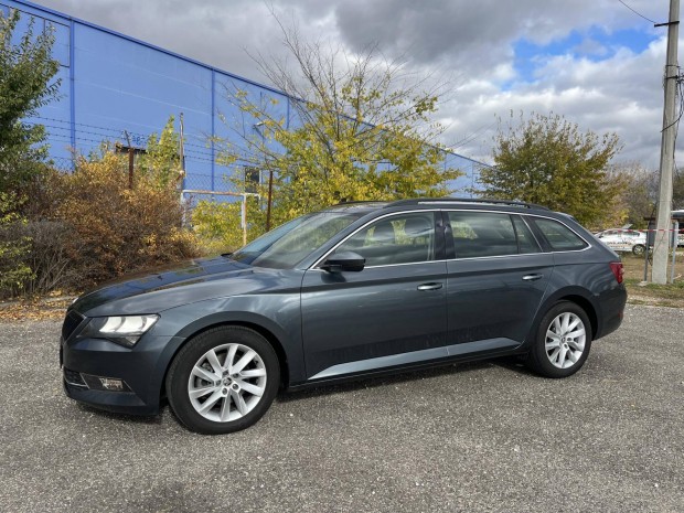 Skoda Superb Combi 2.0 TDI SCR Style DSG Magyar...