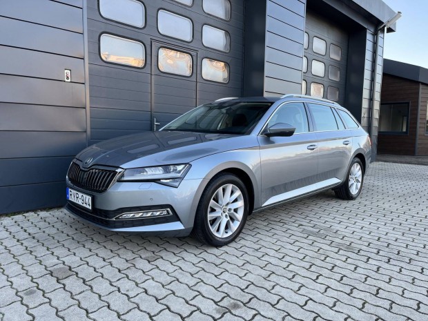 Skoda Superb Combi 2.0 TDI SCR Style Szervizkn...