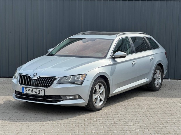 Skoda Superb Combi 2.0 TDi SCR Style DSG7 Navi...