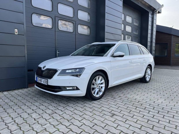 Skoda Superb Combi 2.0 TDi SCR Style DSG7 SZERV...