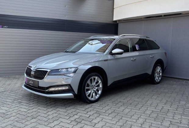 Skoda Superb Combi 2.0 TSI Scout 4x4 DSG Garanc...