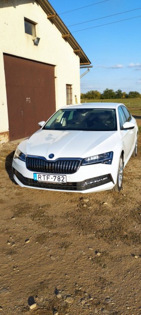 Skoda Superb Elad