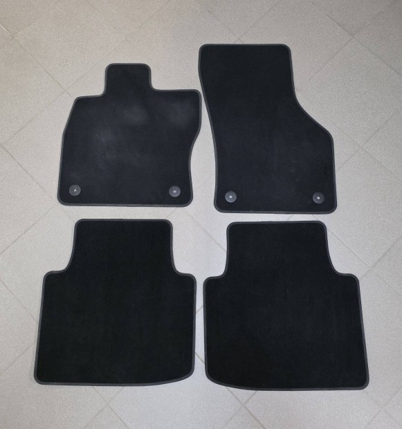 Skoda Superb III gyri textilsznyeg garnitra