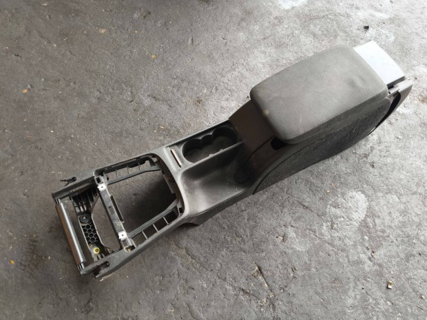 Skoda Superb II 2008-2013 knykl