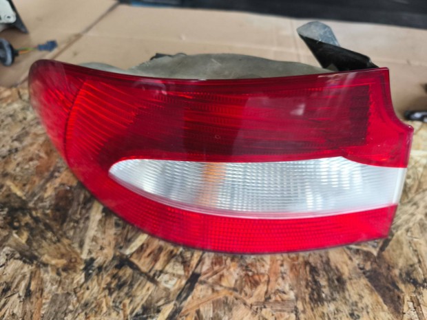 Skoda Superb II 2008-2013 sedan bal kls hts lmpa