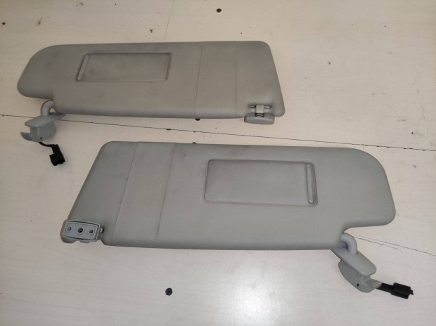 Skoda Superb I VW Passat B5 napellenz� p�r