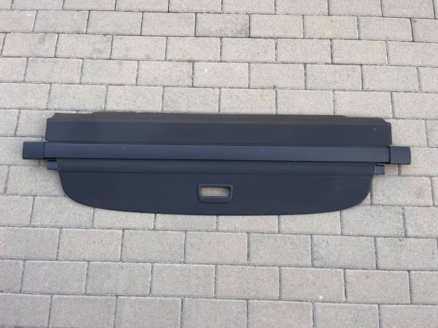 Skoda Superb csomagt�rrol� kalaptart� 2022 aut�b�l csomagt�r rol�