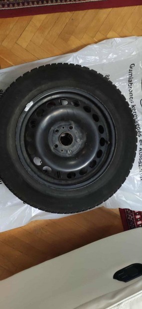 Skoda,VW tli kerkszett,16" Michelin gumid