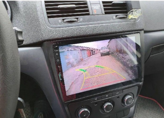 Skoda Yeti Carplay Multimédia GPS Rádió Tolatókamerával